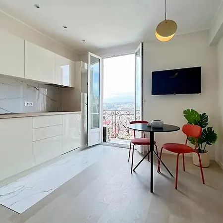 Le Panoramique Apartment